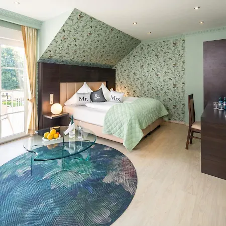 Kristallhotel Fettehenne 3*