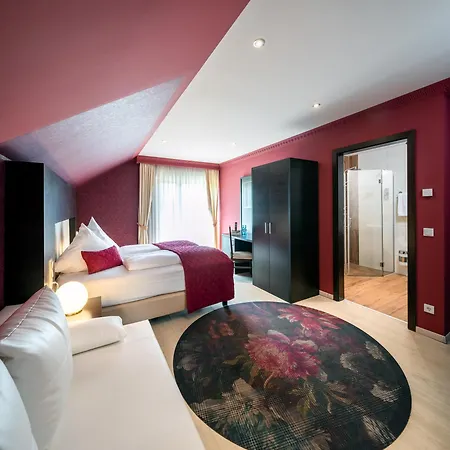 Kristallhotel Fettehenne