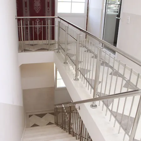 Kristallhotel Fettehenne