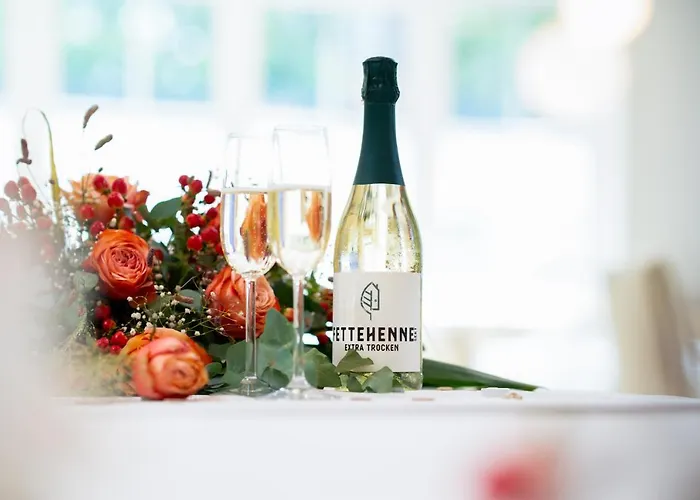 Kristallhotel Fettehenne فندق