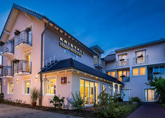 Kristallhotel Fettehenne ليفركوزن