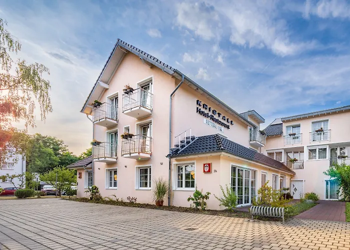 فندق Kristallhotel Fettehenne ليفركوزن